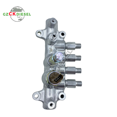 Beli 4HK1 Common Rail Assembly 095440-0350 8-97306063-4 8973060634 untuk Hitachi Excavator ZX200-3 ZX210-3 online manufacture